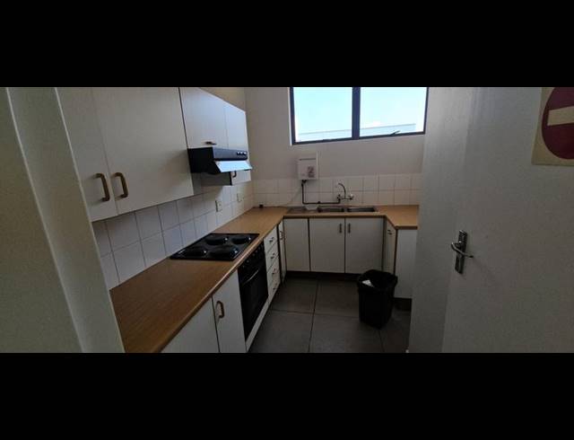 INDUSTRIAL FOR SALE IN LINBRO PARK